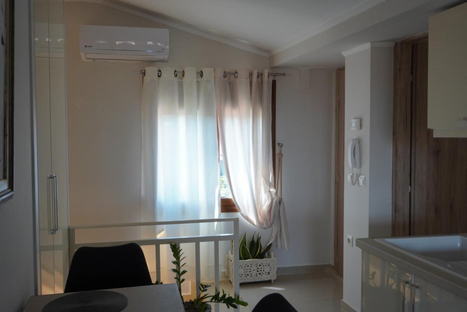Villa Vaso With Jacuzzi Епаноми Екстериор снимка